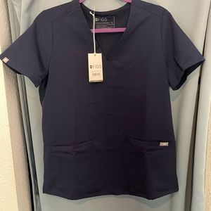 NWT FIGS scrub top
